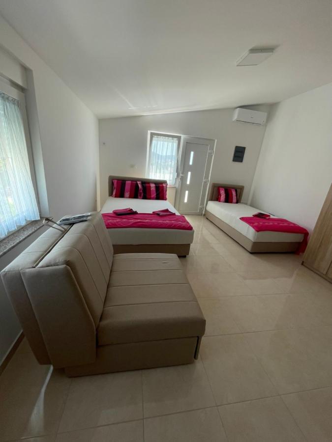 Mit-Apartments Šušanj Esterno foto