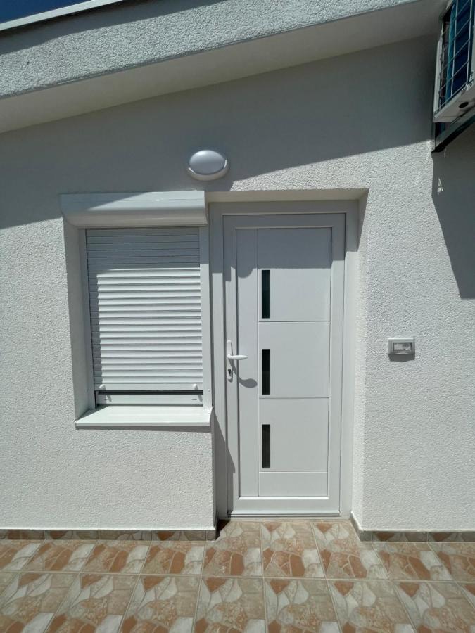 Mit-Apartments Šušanj Esterno foto